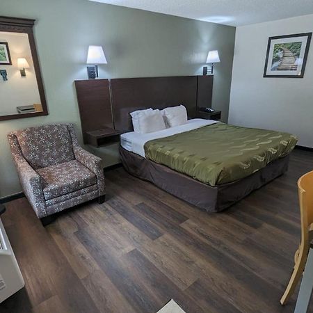Quality Inn Moss Point - Pascagoula Kültér fotó