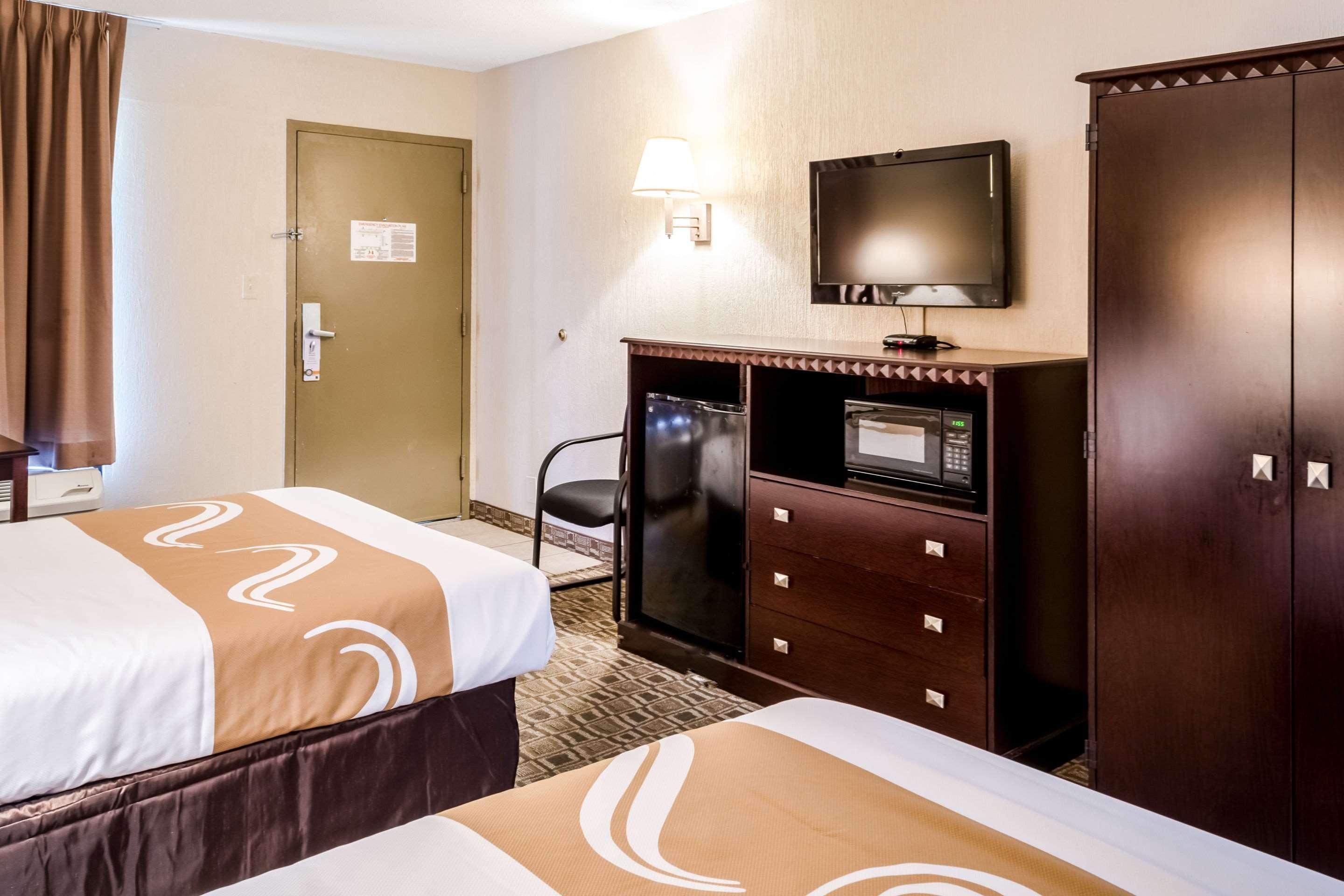 Quality Inn Moss Point - Pascagoula Kültér fotó