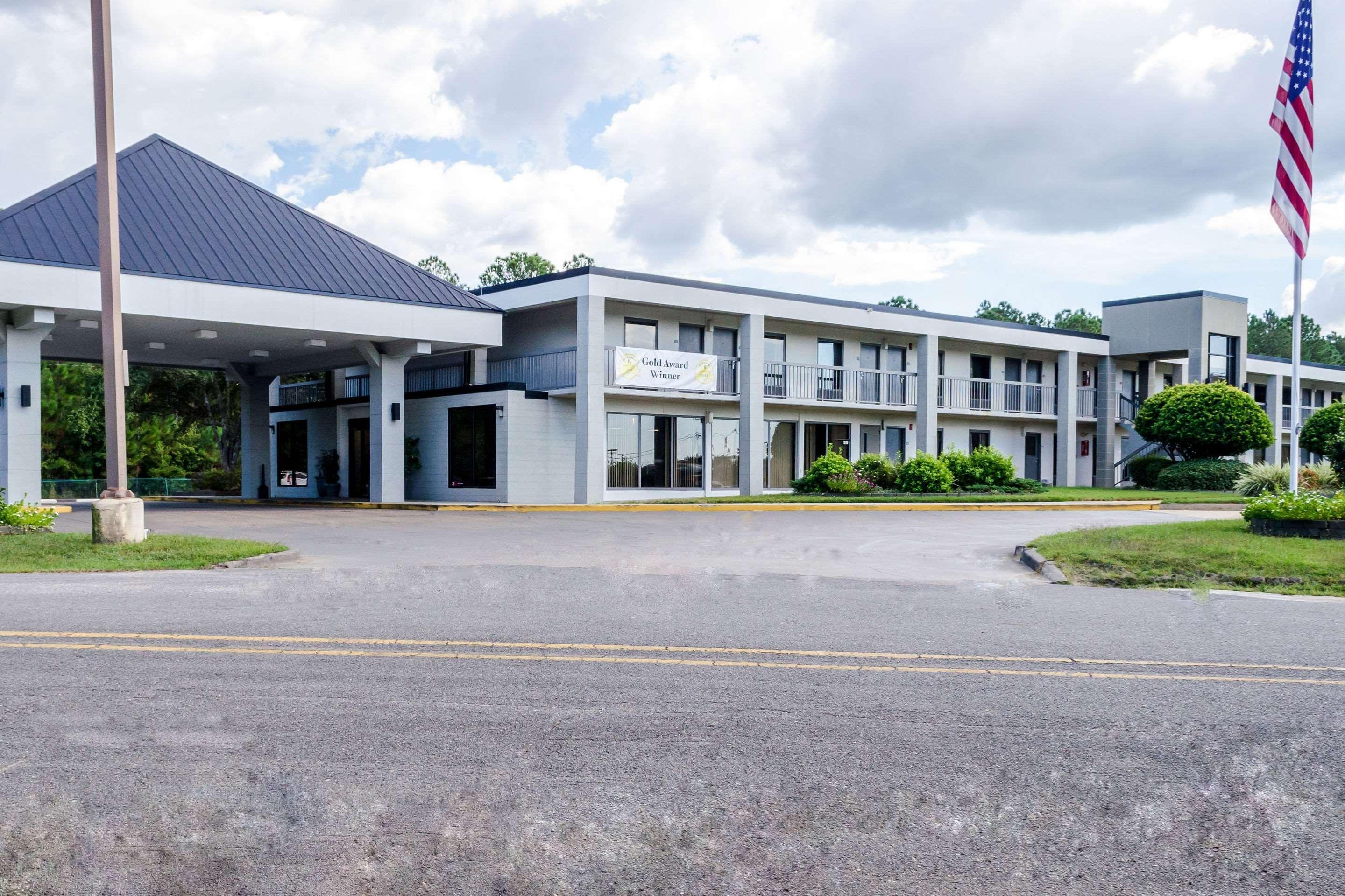 Quality Inn Moss Point - Pascagoula Kültér fotó