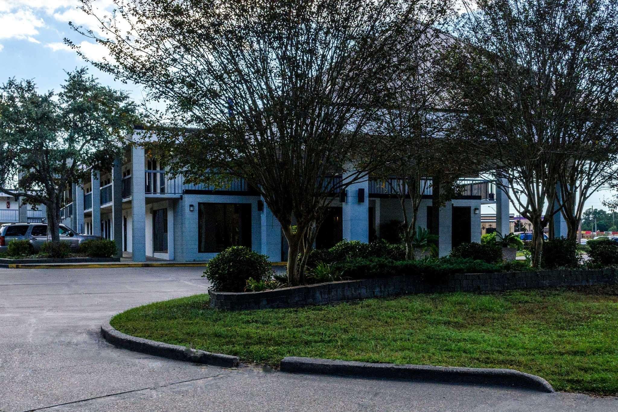 Quality Inn Moss Point - Pascagoula Kültér fotó