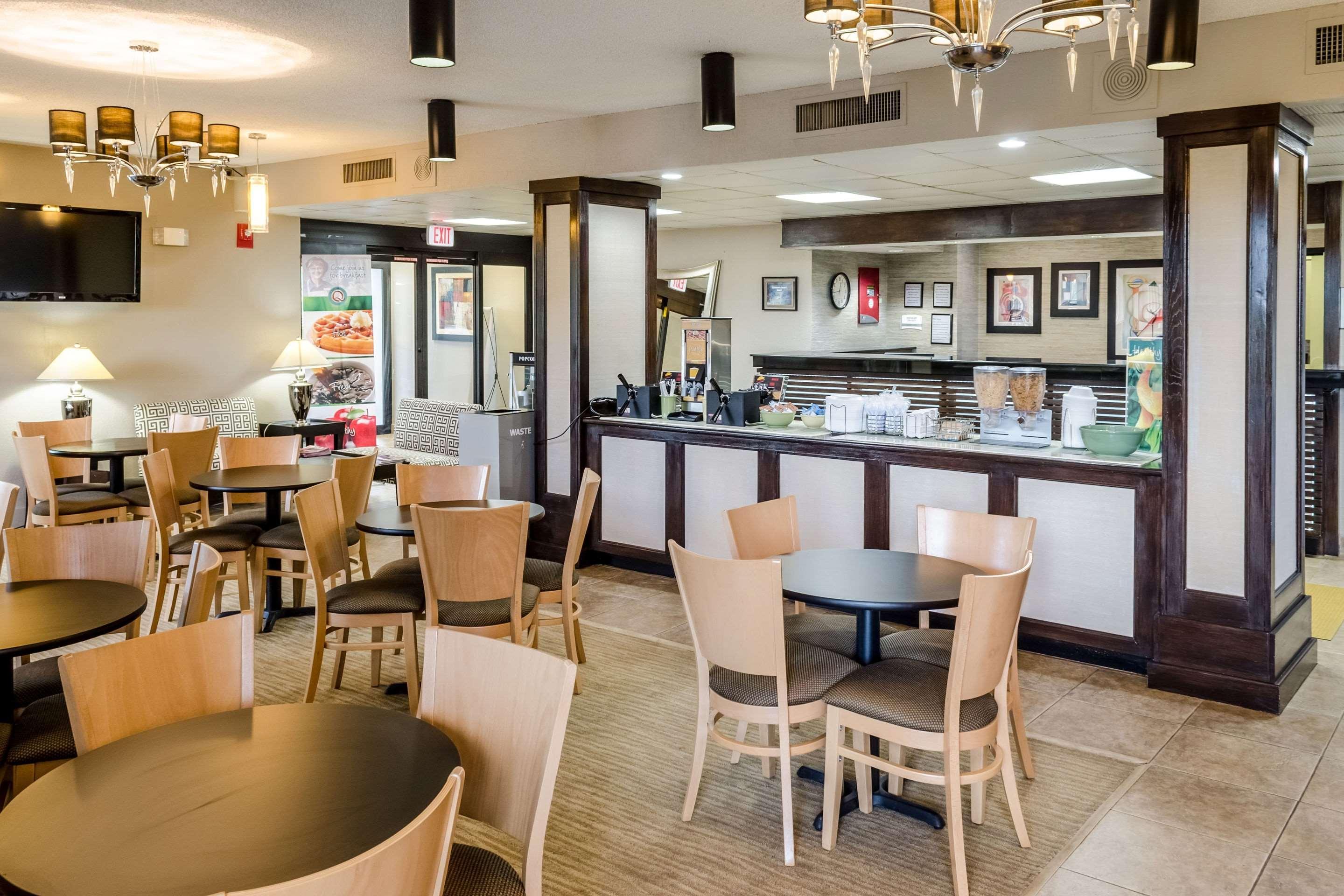 Quality Inn Moss Point - Pascagoula Kültér fotó